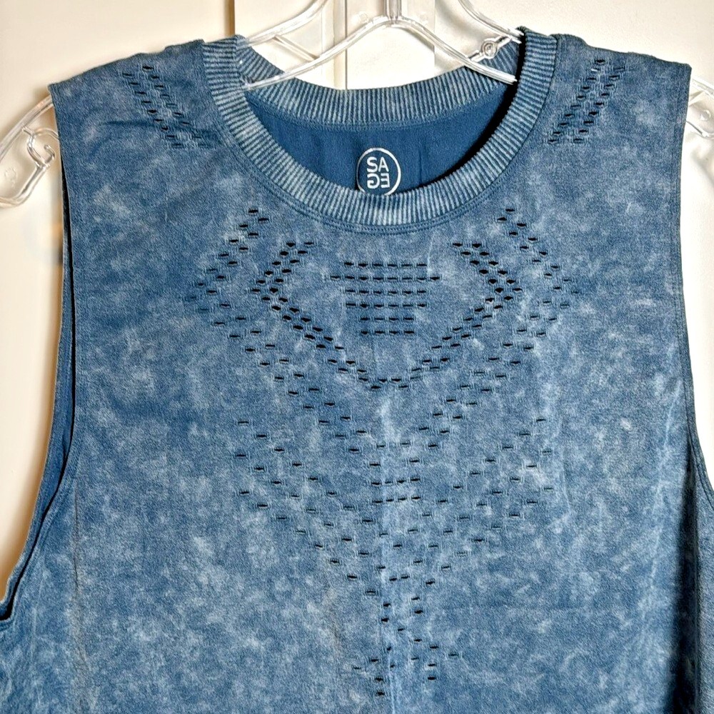 Sage Collective Women Blue Acid Wash Cutout Tank Workout Athleisure Size L - Picture 3 of 12